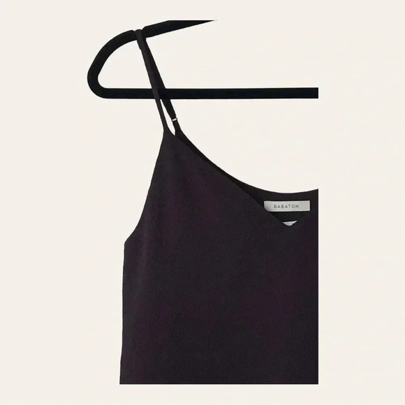 0399W. ARITZIA BABATON SPAGHETTI STRAP CAMISOLE SIZE XSMALL PLUM PURPLE IN COLOR - Picture 4 of 12